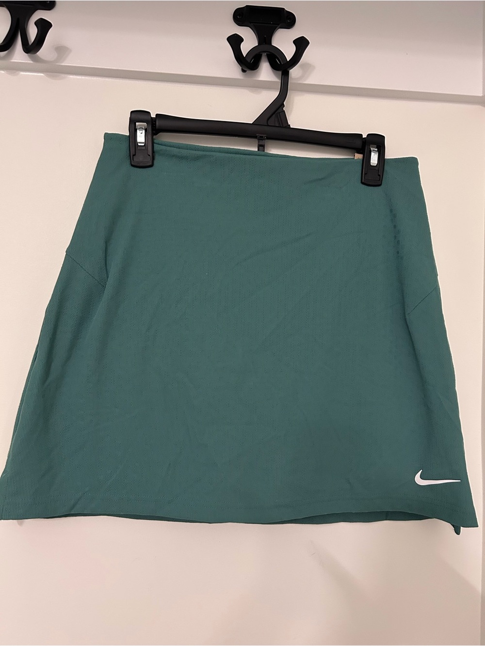 Nike Women's Teal A-Line Athletic Golf Skirt With Built in Shorts